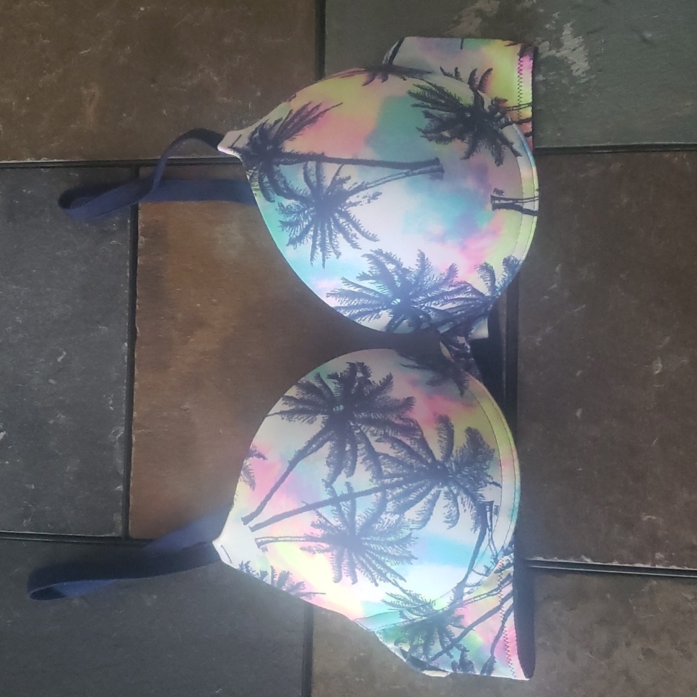 VS Pink bra - palm tree design